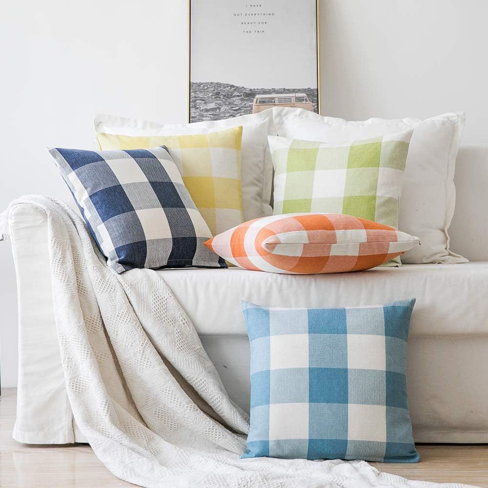 Set of 2 buffalo-check throw pillows size 18"x18" with 450g inserts of each