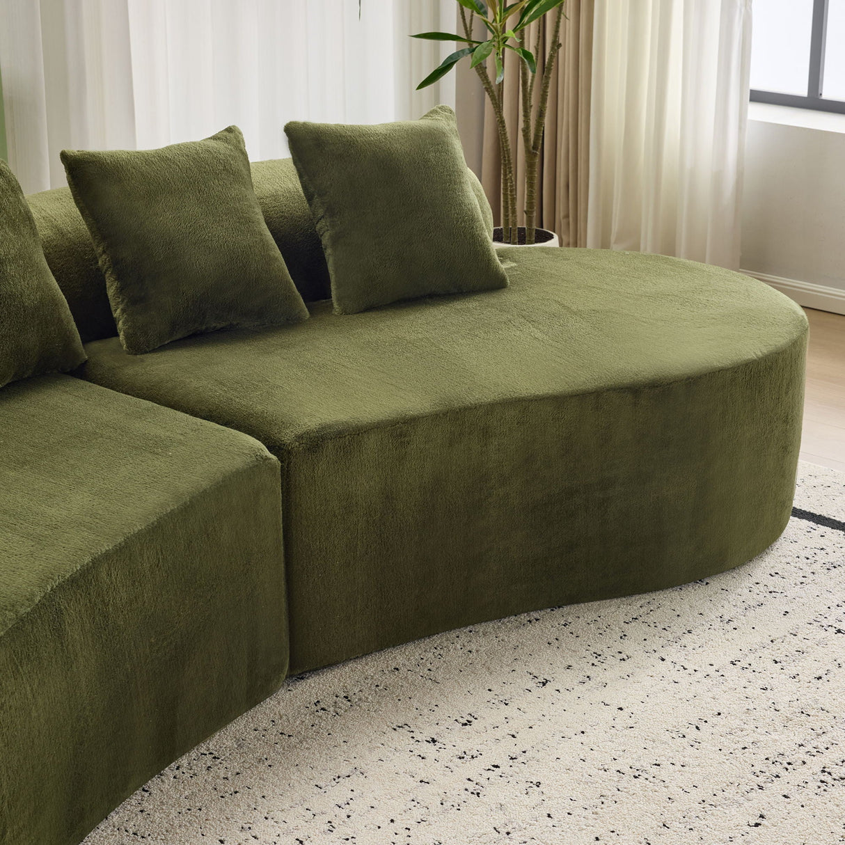 Modern Curved Sofa With Pillows