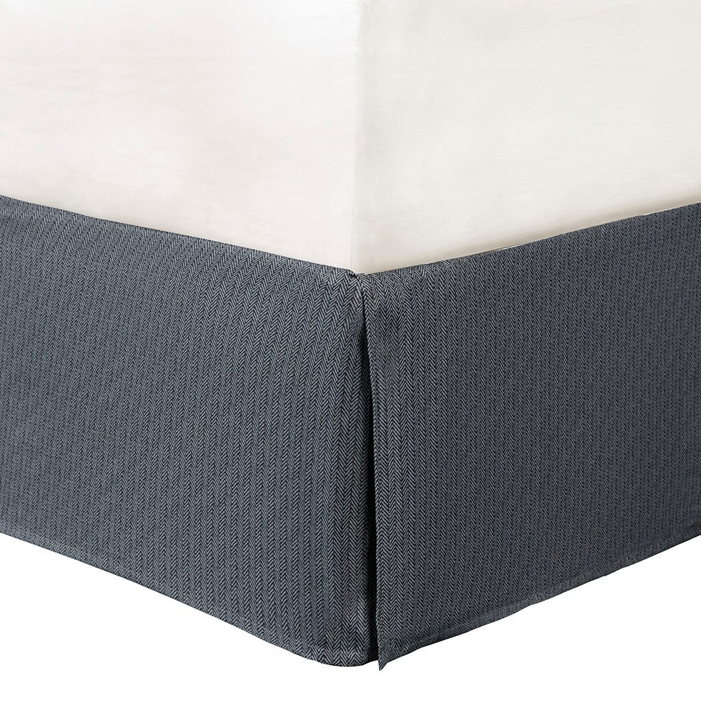 Grey Herringbone Comforter Set with Decorative Pillows - California King