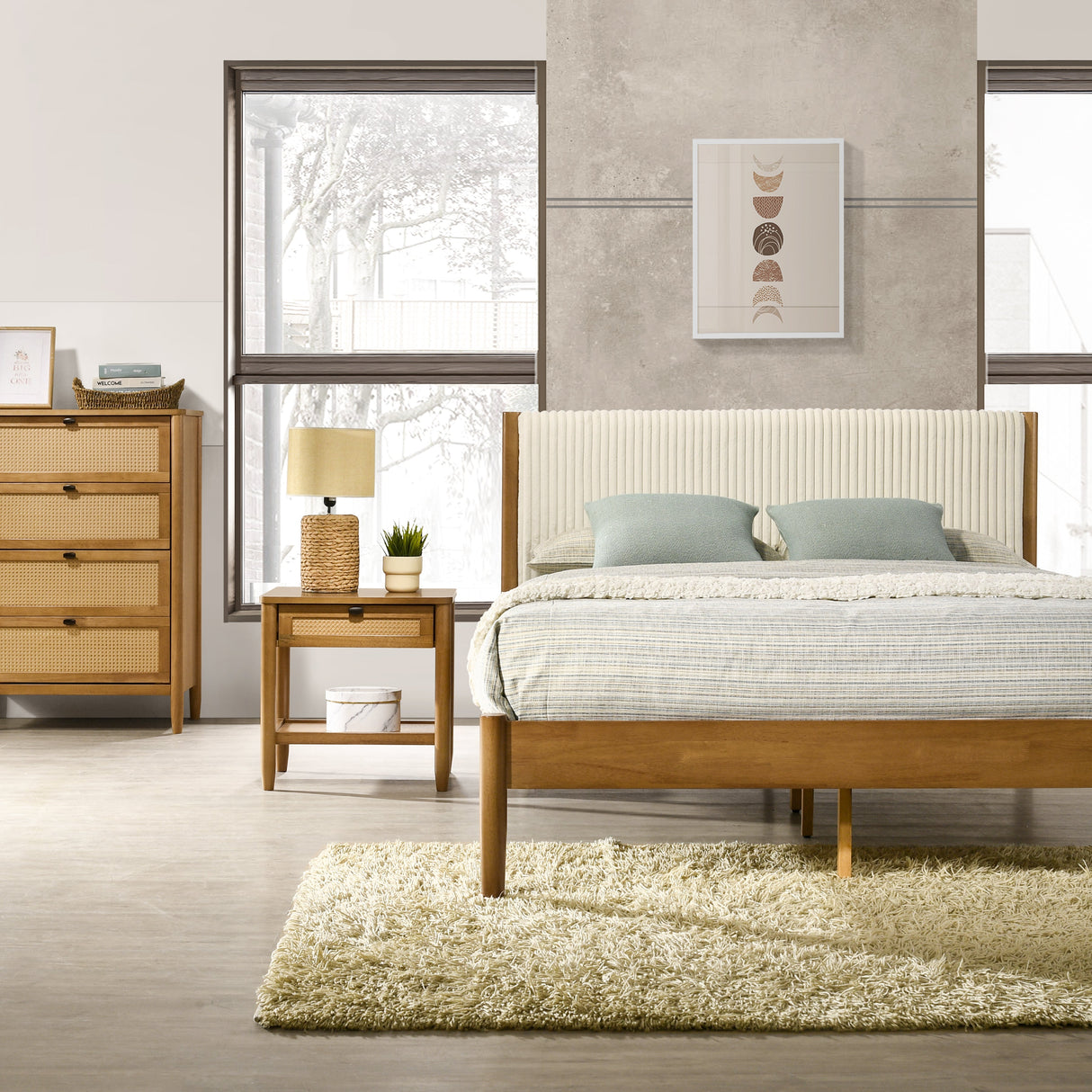 Vichy 5-Piece Rubberwood Queen Bedroom Set