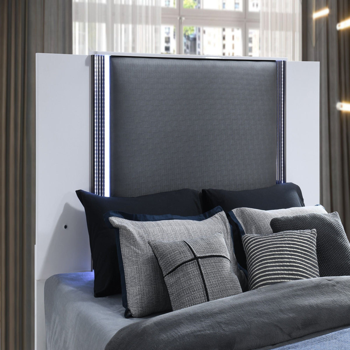 Moon - Bed & LED Accent Lighting
