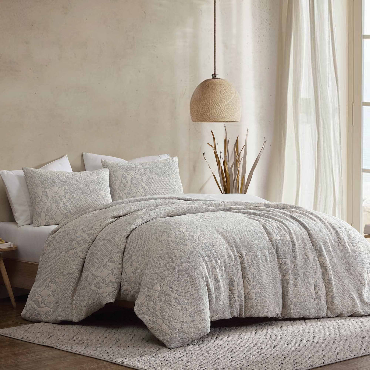 Paisley-3-Piece-Ivory-Cotton-Matelassé-Comforter-Set-Quilts-&-Comforters