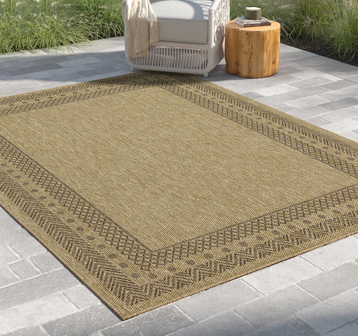 Earth GC_NTL1007 Jute/Mocha Indoor/Outdoor Area Rug