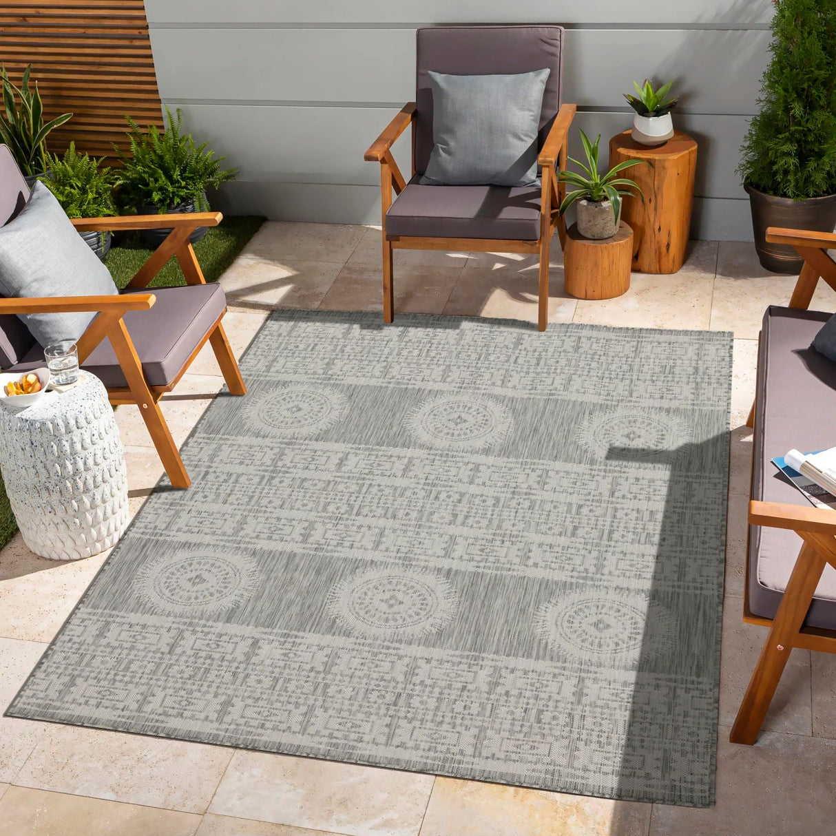 Sunshine - 5'3" X 7'3" Indoor, Outdoor Area Rug Polypropylene - Silver
