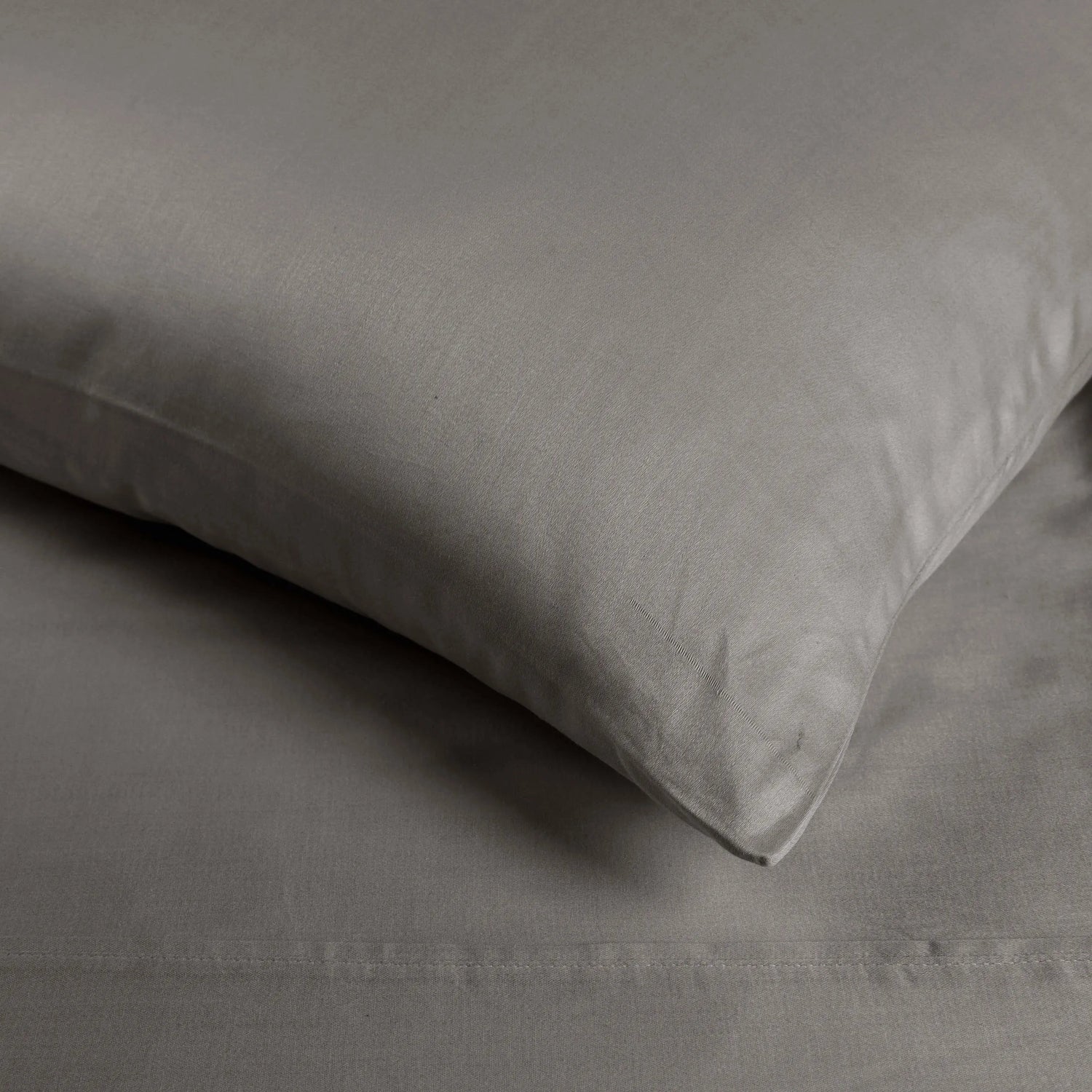 Egyptian Cotton 400 Thread Count Solid Deep Pocket Bed Sheet Set - Egyptian Cotton Sheet Set by Superior Brand