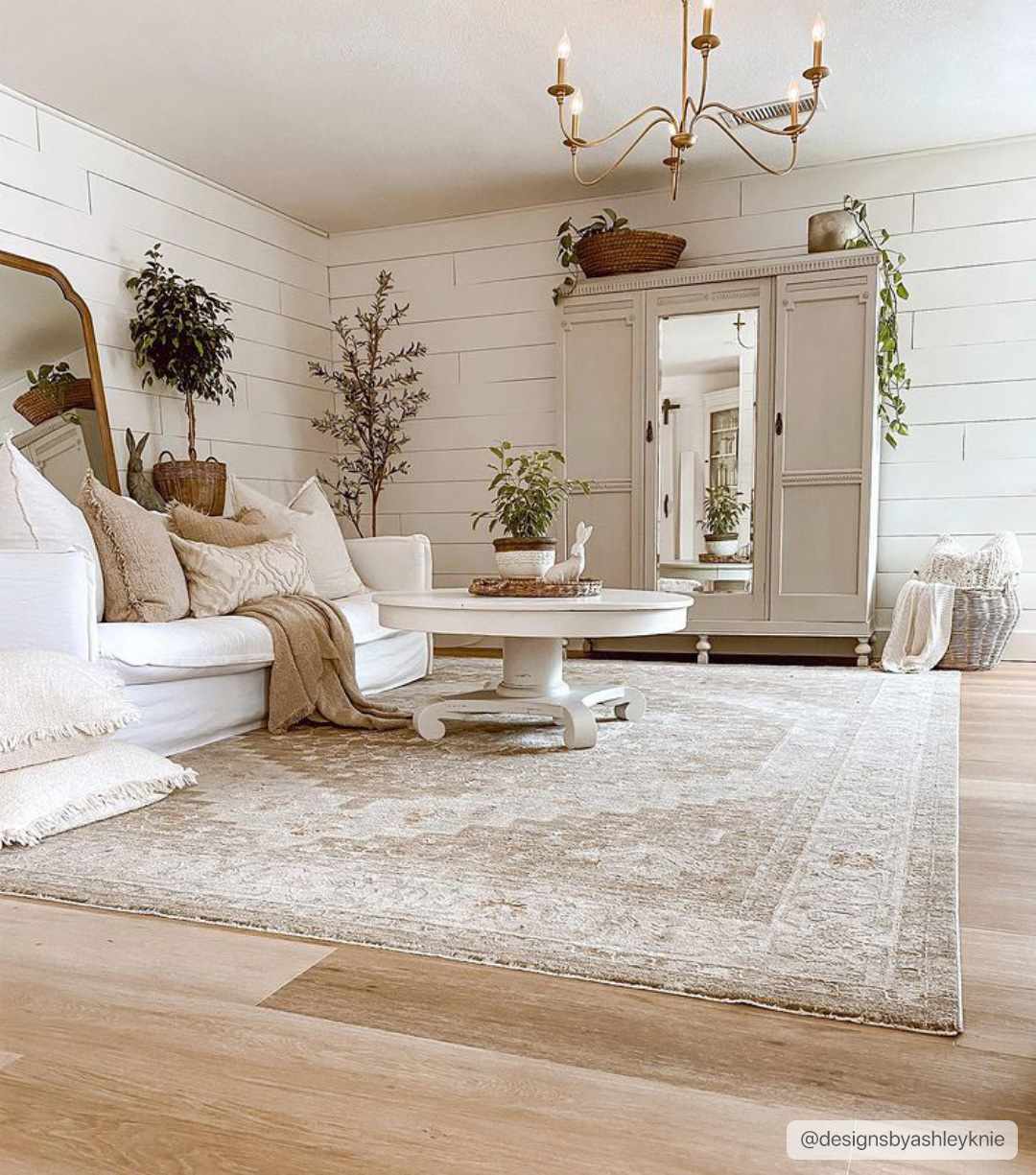 Canadensis Traditional Turkish Rug - Clearance