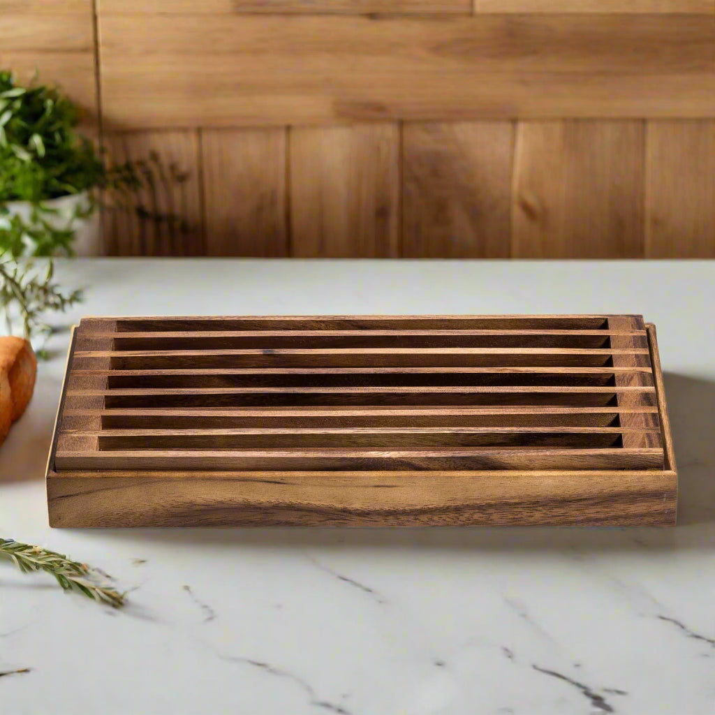 Three-in-One-Tray,-Trivet-and-Bread-Crumb-Catcher-Tabletop