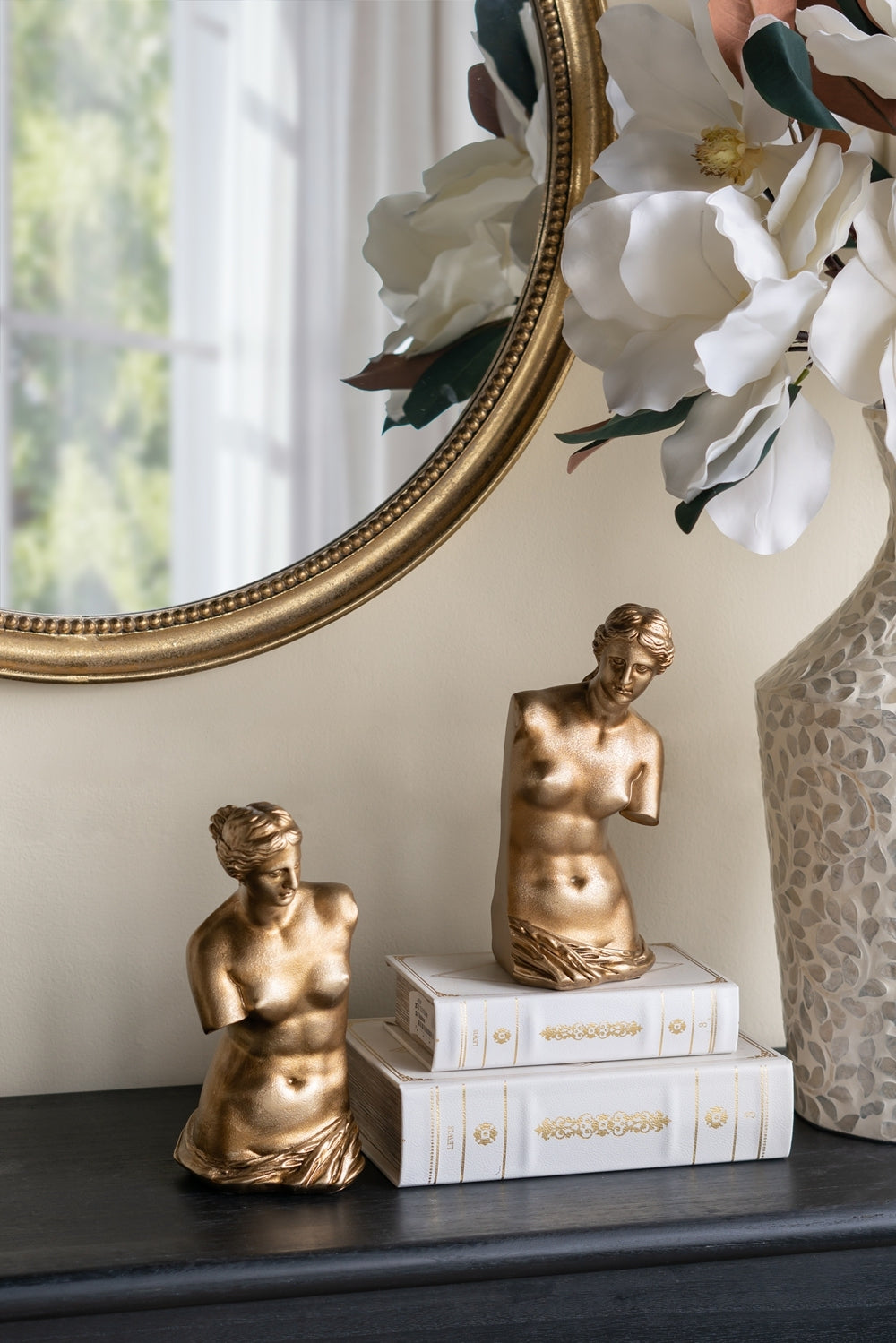 Set of 2 4.5x5x10' Venus de Milo Bust Bookends with Gold Finish