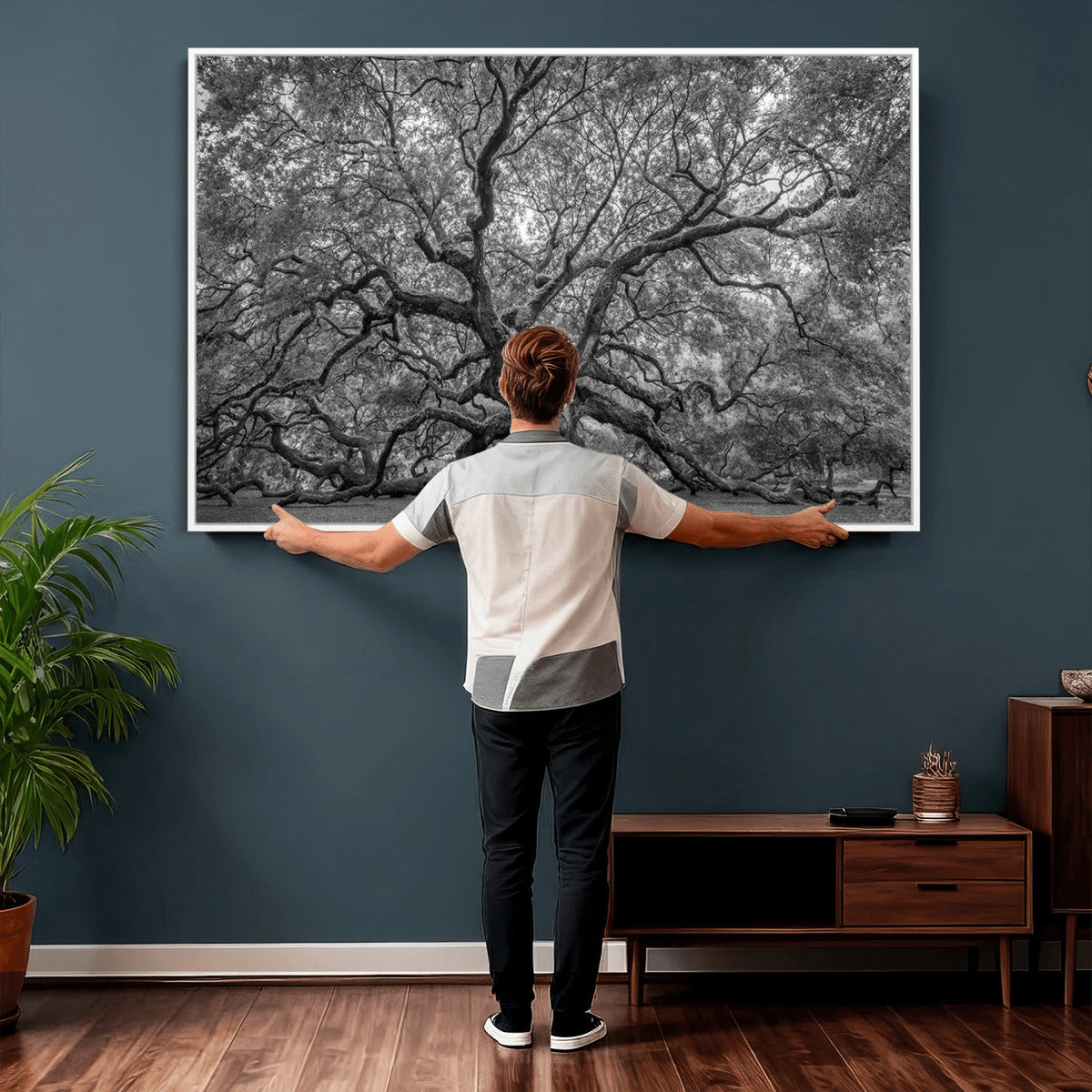 Majestic Angel Oak Tree Black and White Canvas Print – Multi