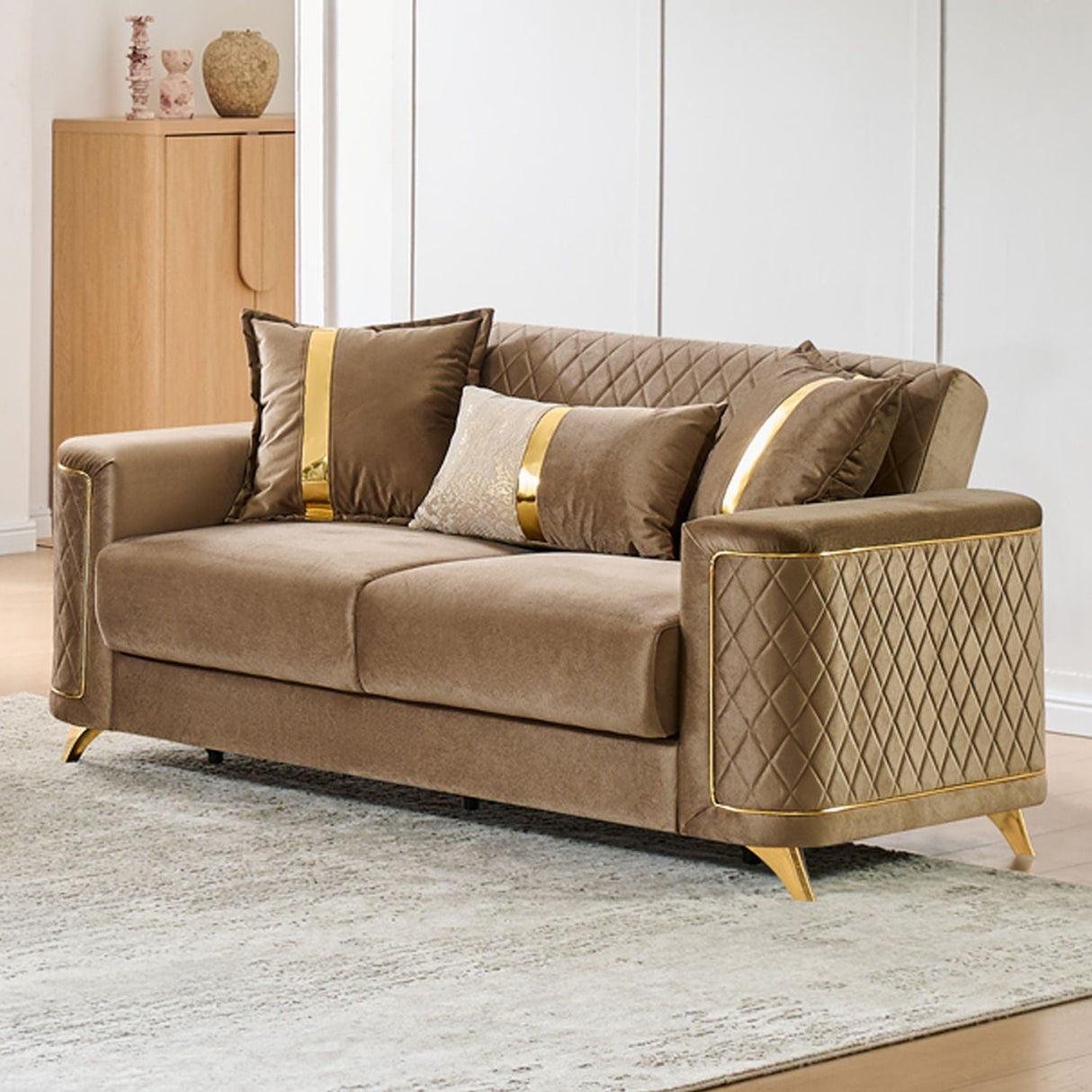 Lisa - Living Room Set