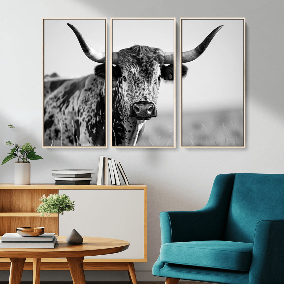 Texas Highland Cow Longhorn Canvas Print - Rustic Farmhouse