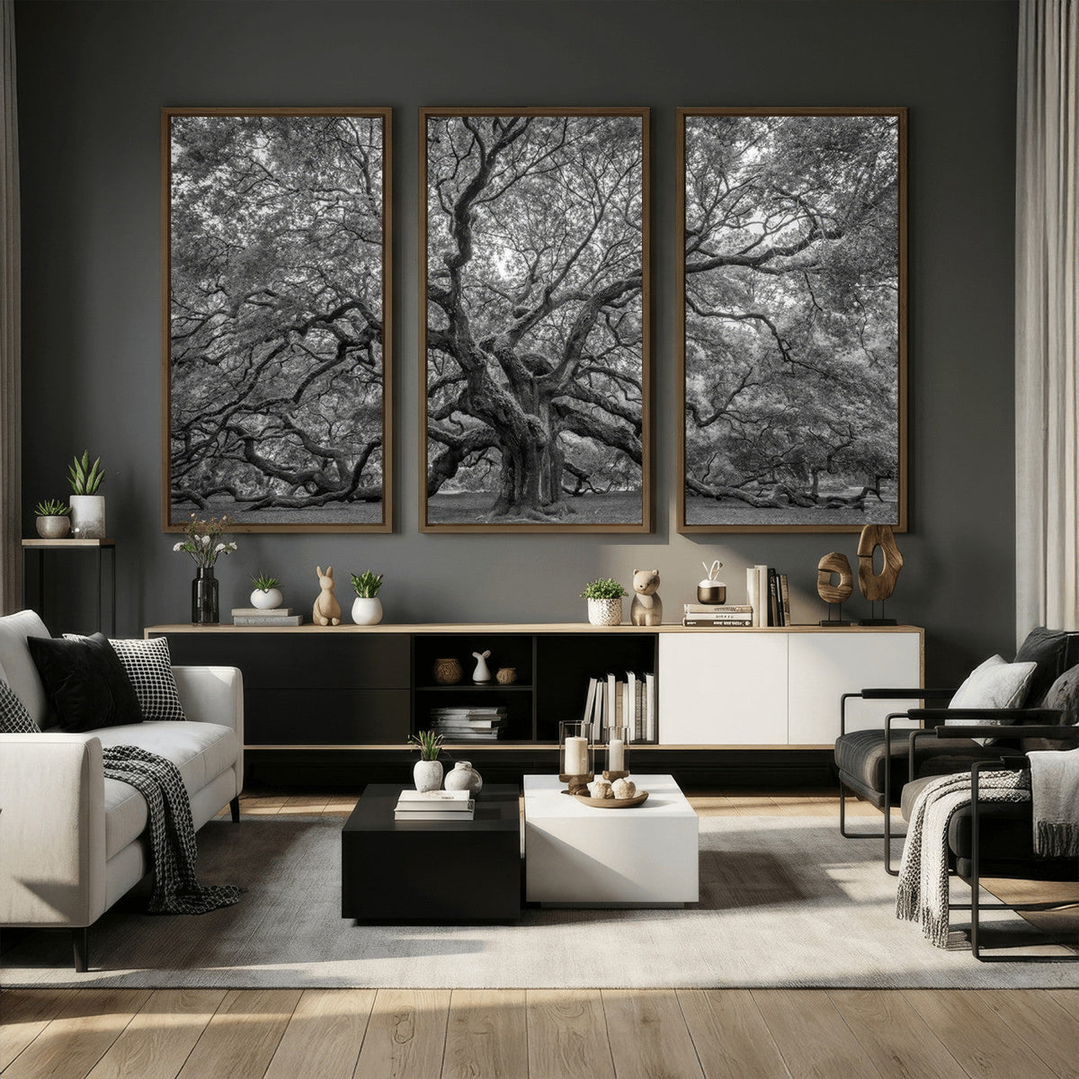 Majestic Angel Oak Tree Black and White Canvas Print – Multi