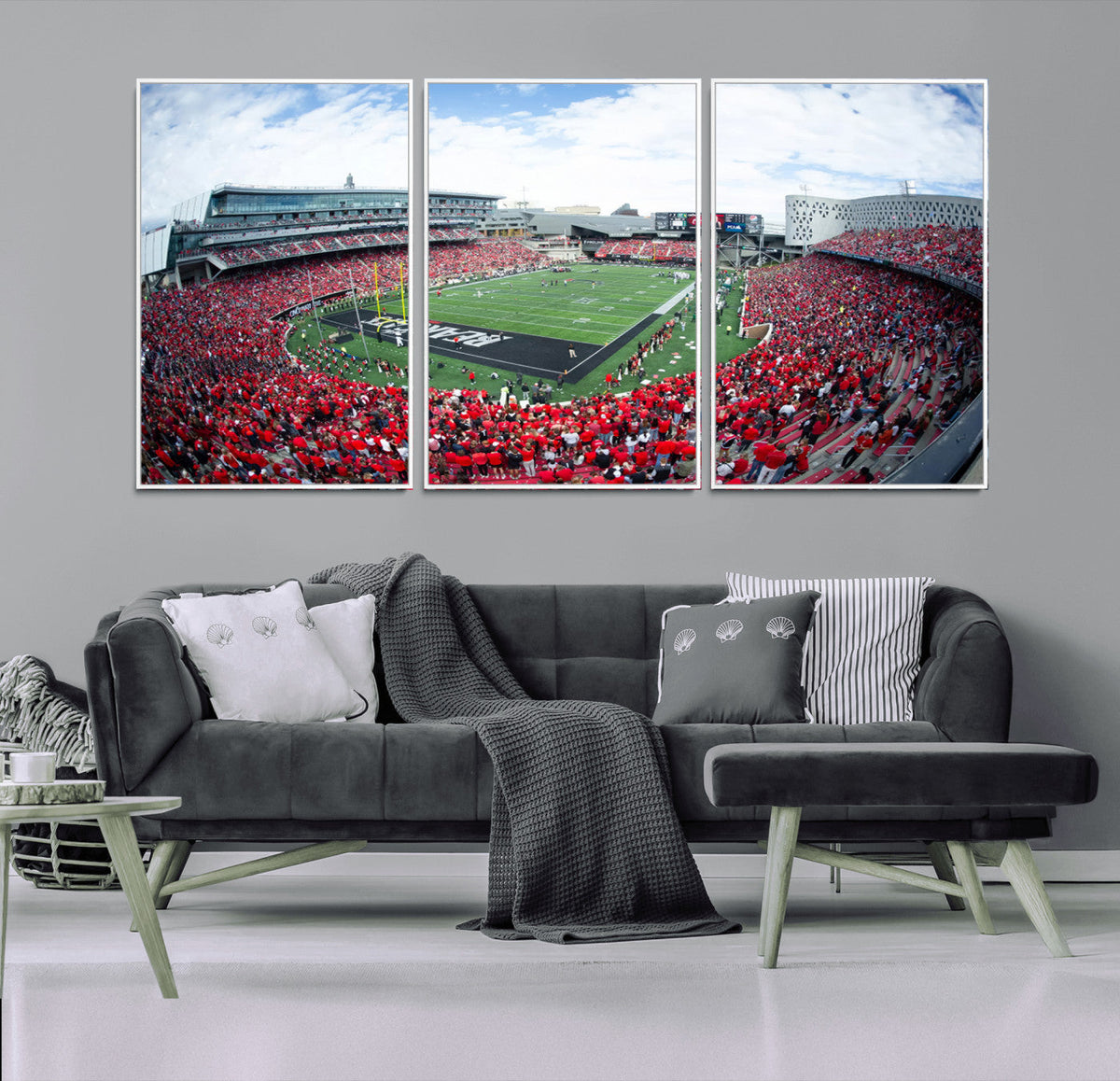 Cincinnati Bearcats Football Team Print - Nippert Stadium Wall Art Canvas Print