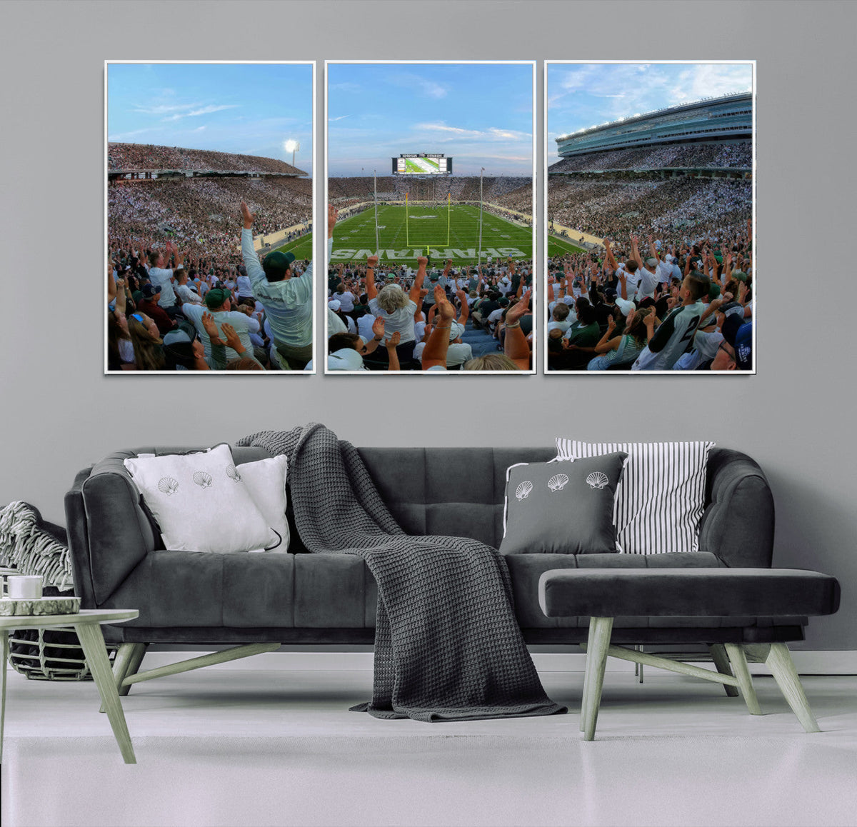 Michigan State Spartans Football Team Art Print - East