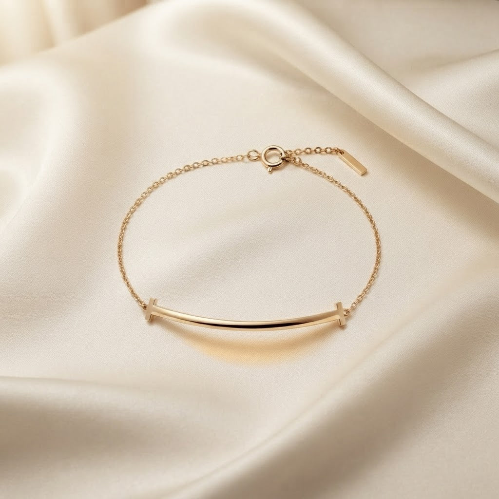 18k Curved Bar Chain Bracelet