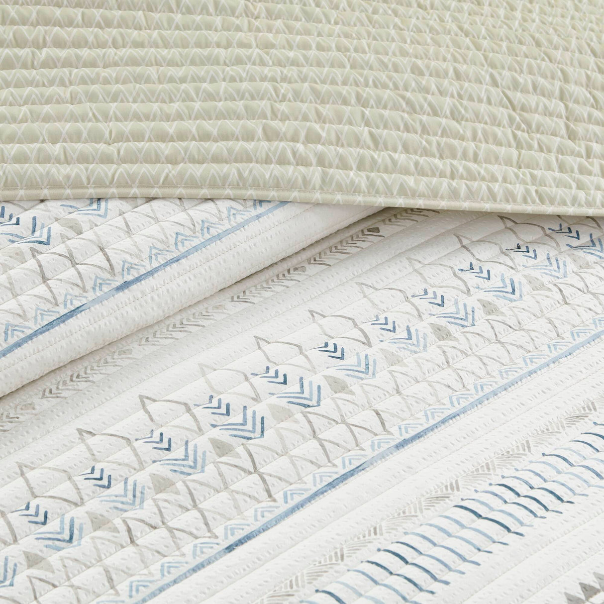 3 Piece Printed Microfiber Seersucker Quilt Set Taupe/Blue Full/Queen