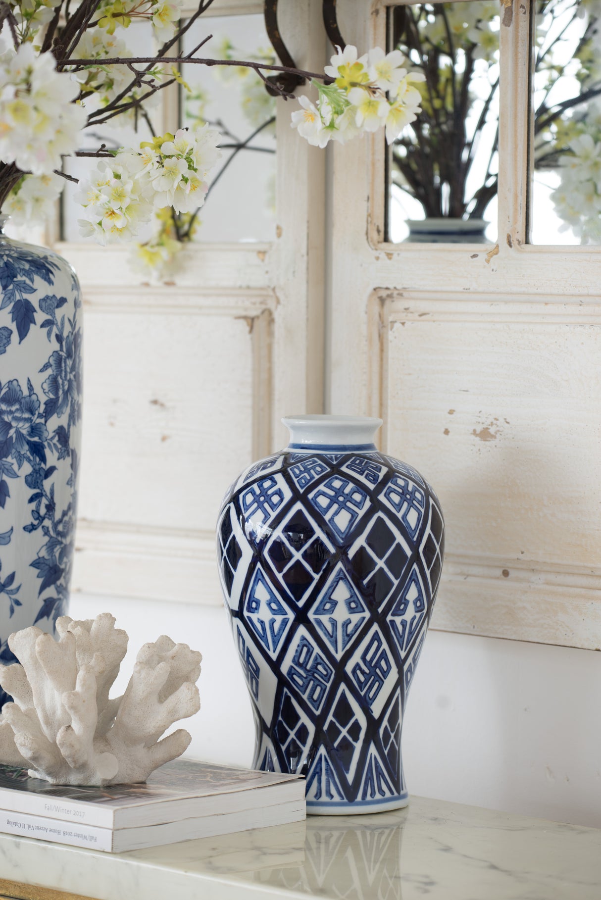 7.8x12.8-Valora-Blue-and-White-Vase-Vases