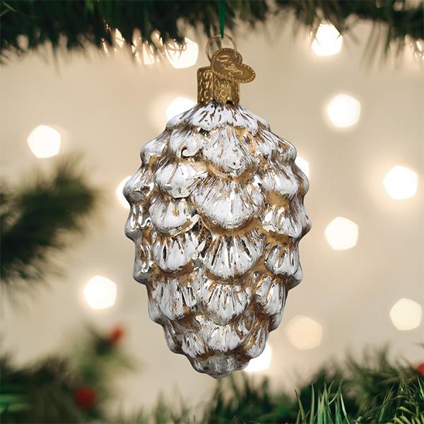 Vintage-Ponderosa-Pine-Cone-Christmas-Ornaments