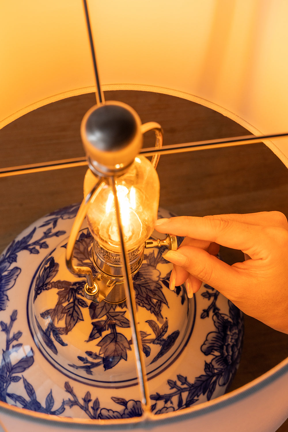 Blue and White Short Urn Ceramic Vase Lamp