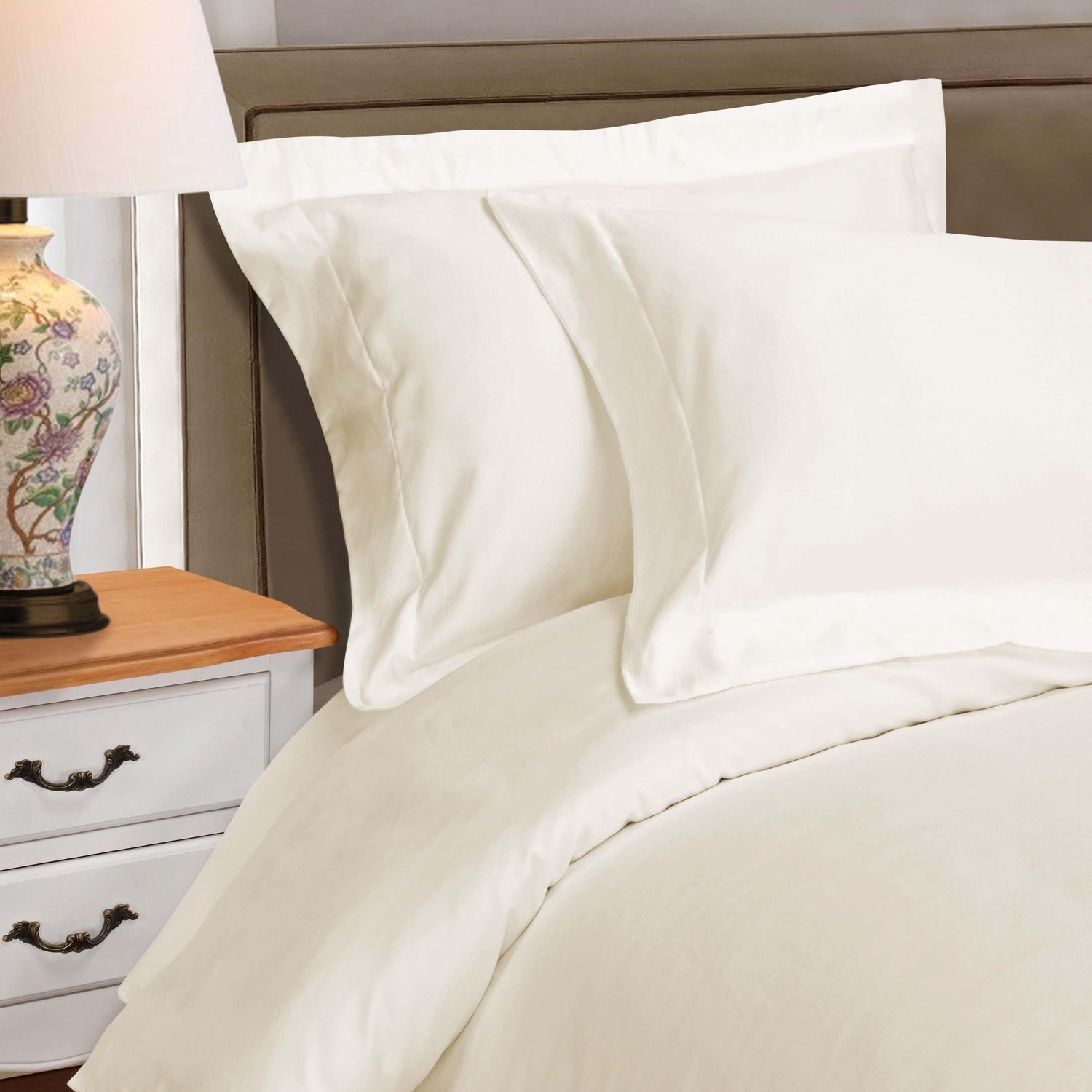 Egyptian Cotton 530 Thread Count Solid Luxury Duvet Cover Set - Egyptian Cotton Duvet Cover Set by Superior Brand