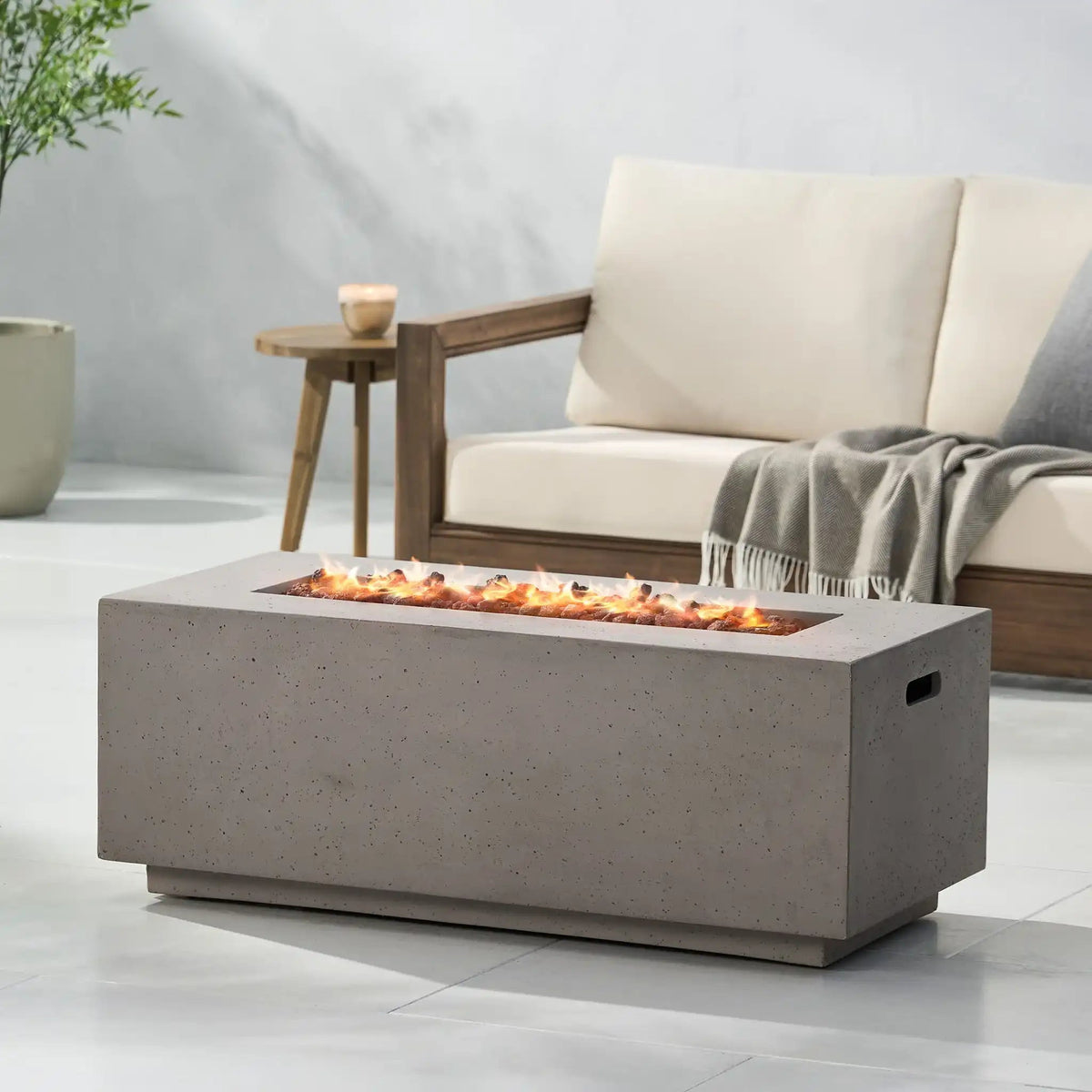 Contemporary Outdoor 40,000 Btu Propane Fire Pit