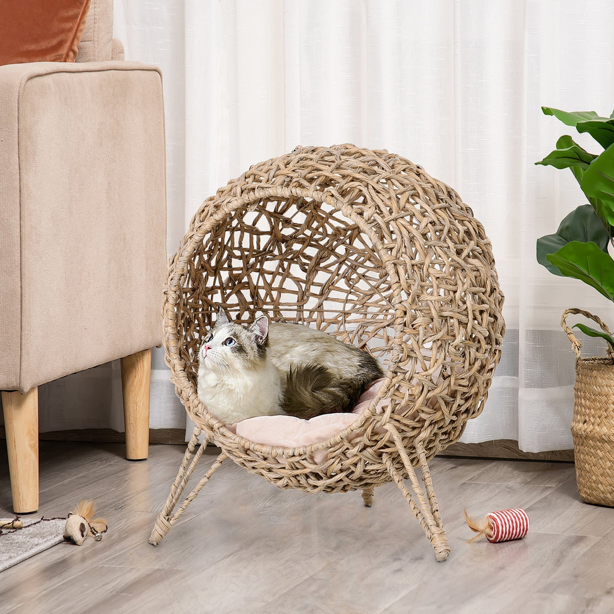 20.5' Weaved Banana Leaf Cat Bed with Cushion Beige