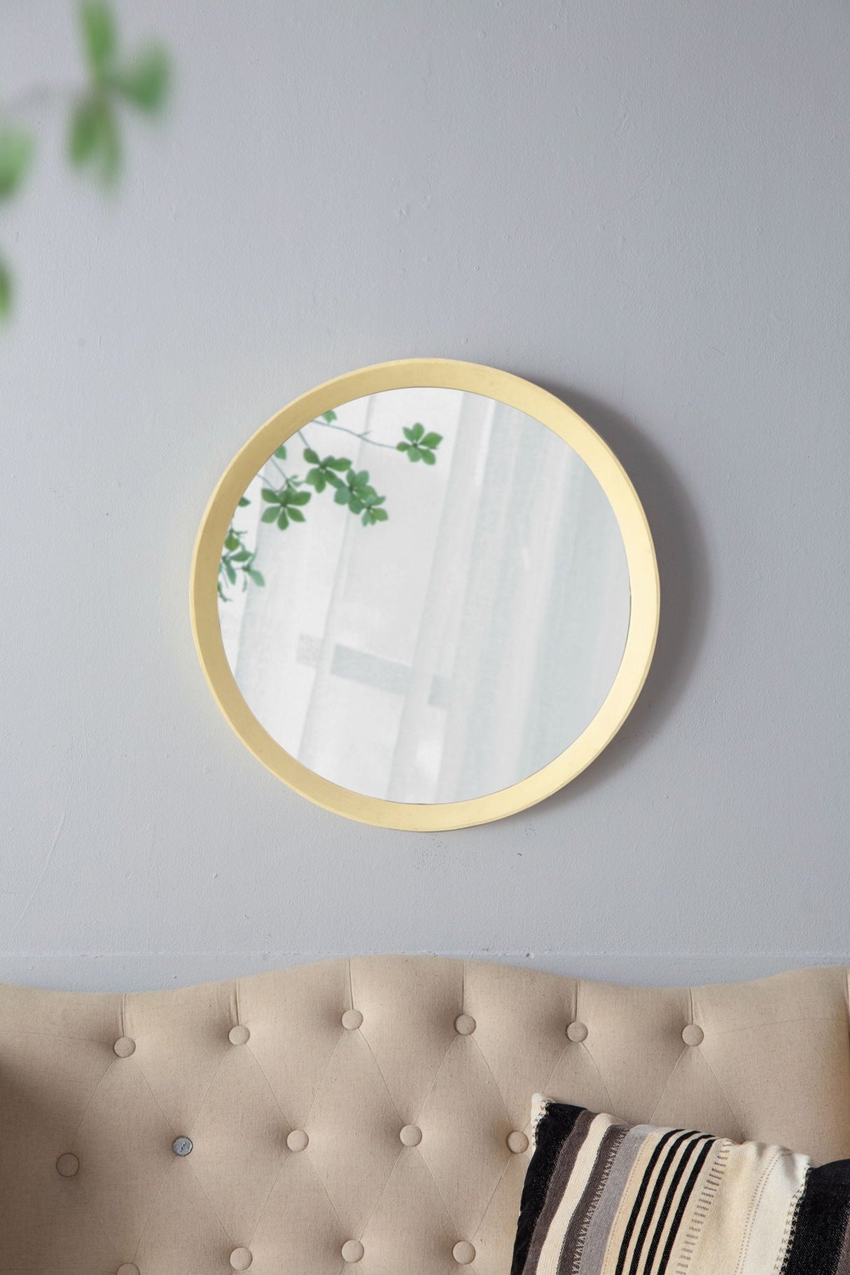 Transitional Decor Style Wall Mirror Decor With Frame For Bathroom