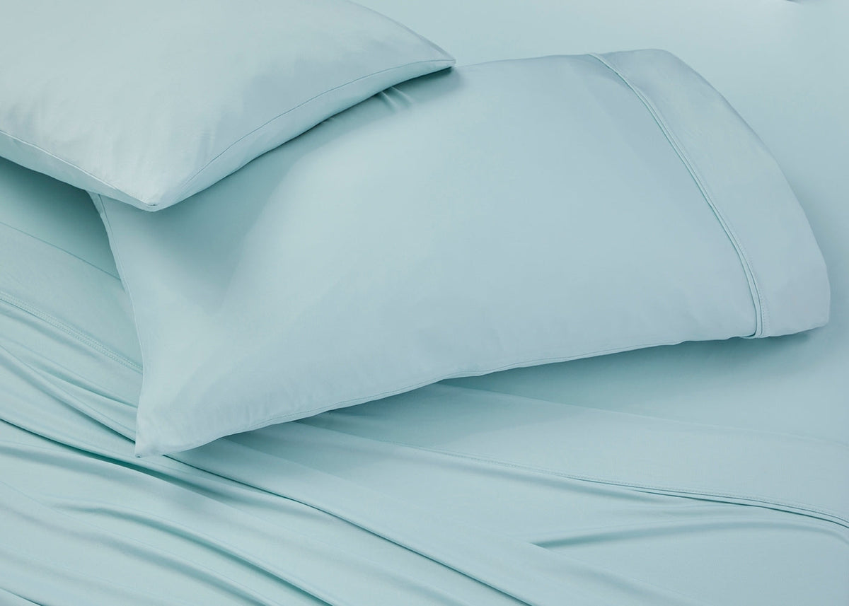 Split King Sheet Set with Powerband – Misty Blue