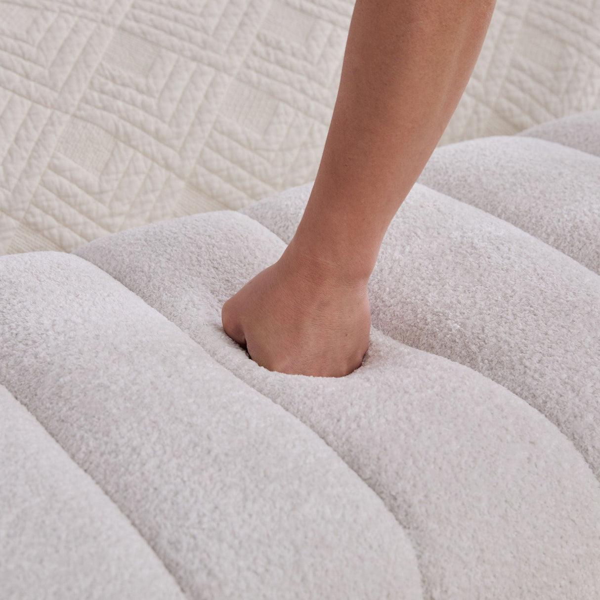 Modern Upholstered Armless Bed Bench With Channel Tufted Design