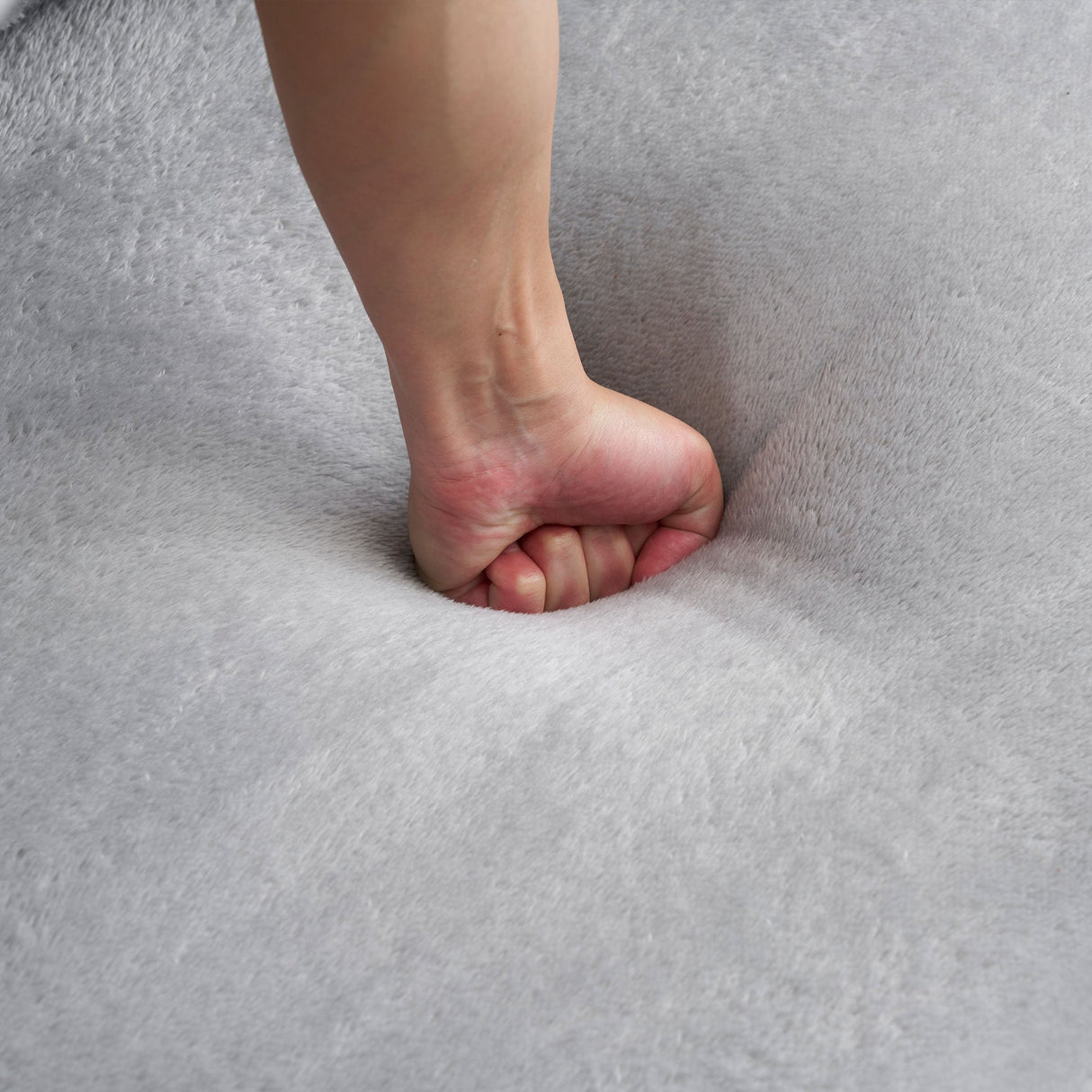 Queen Size Modern Light Grey Floor Sofa with 4 Pillows