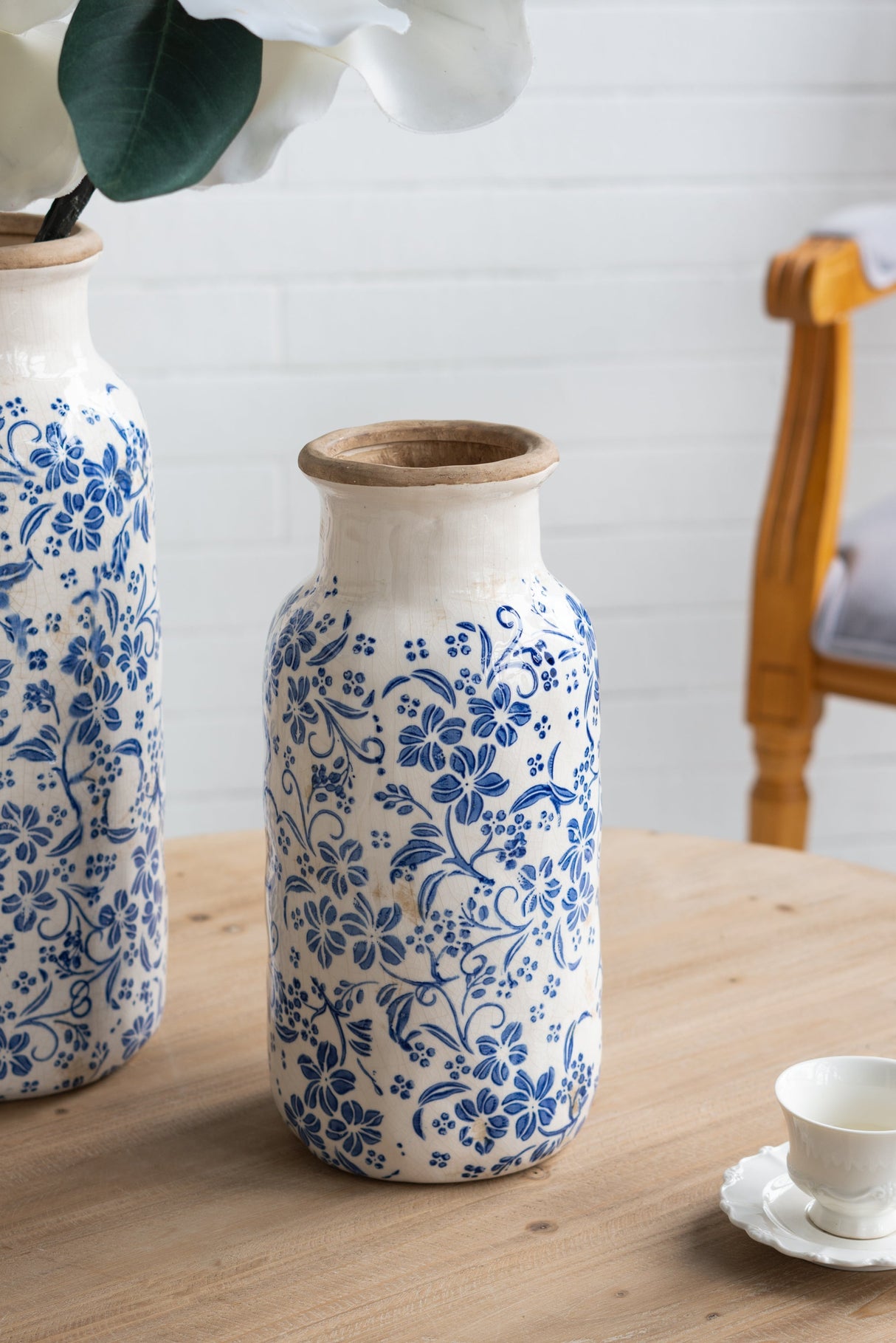 D5.7x12.5' Blue and White Ceramic Accent Vase with Traditional Floral Motifs