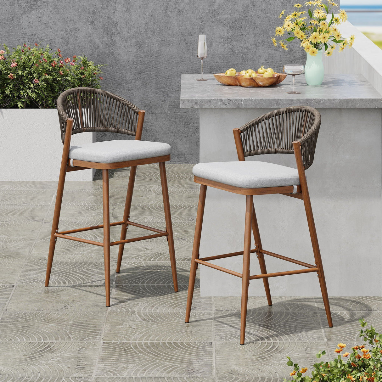 Outdoor Bar Height Metal Frame Counter Stools with Scallop Shaped Backrest