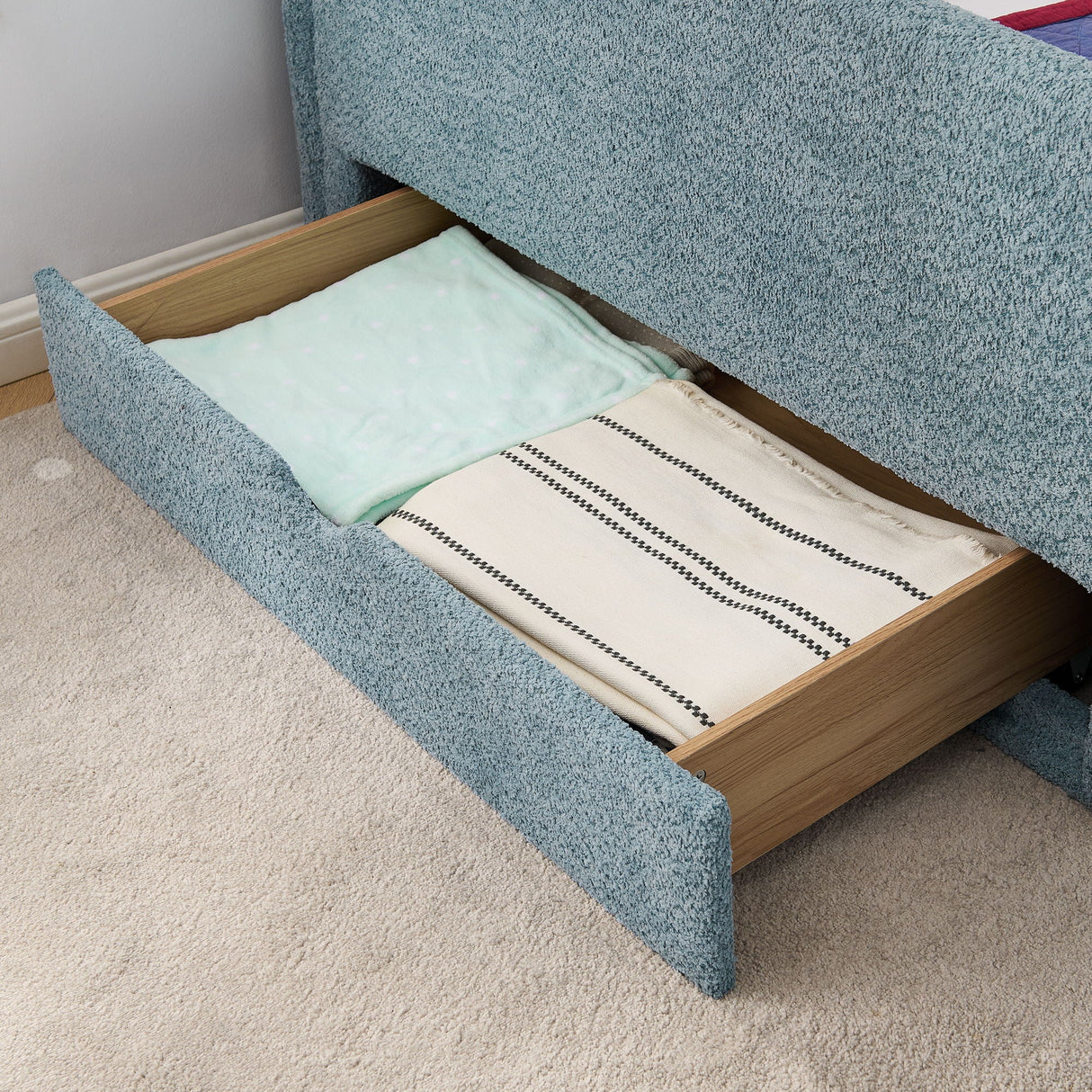 Safe Kids Bed With Guardrails And Storage