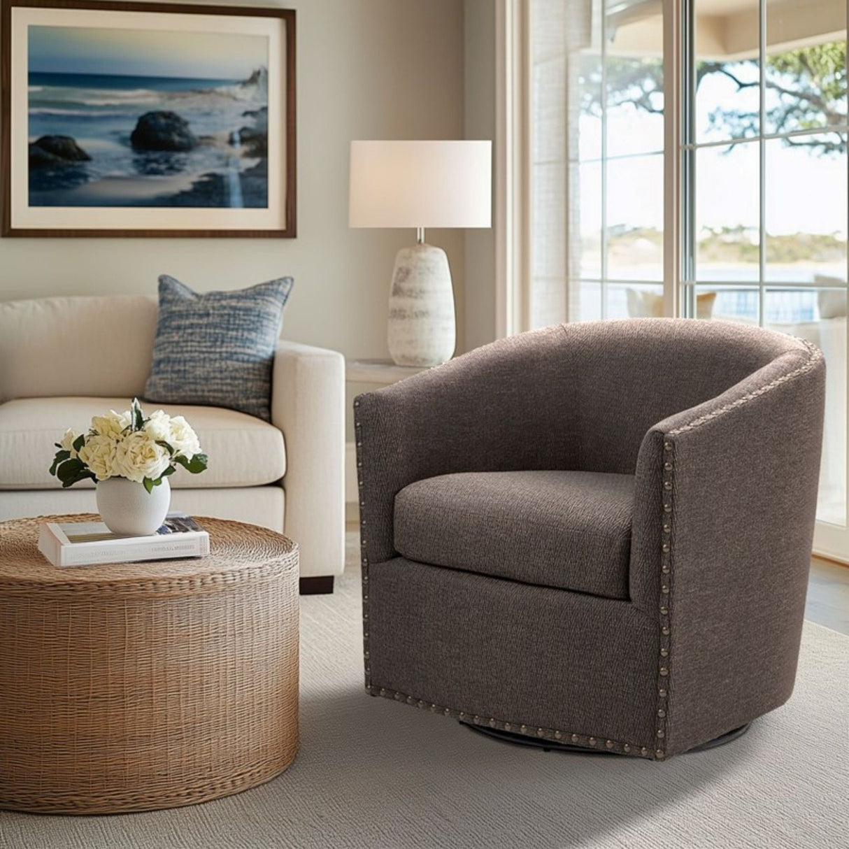 Luxurious Chair With 360 Degree Rotation