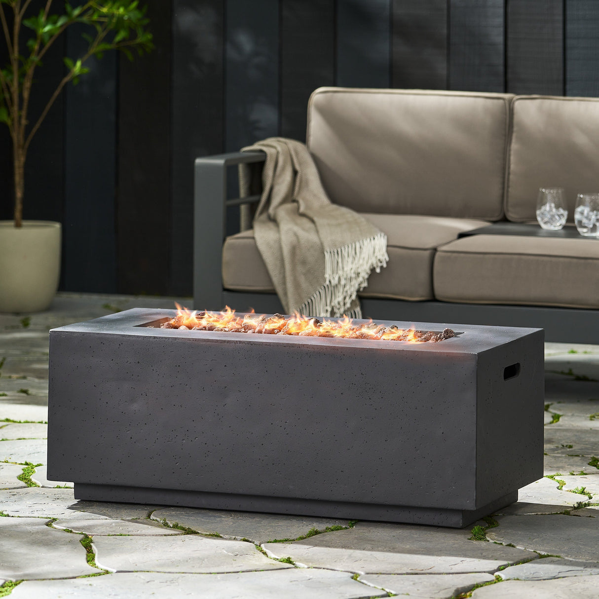 Contemporary Outdoor 40,000 BTU Propane Fire Pit in Light Grey MgO Concrete
