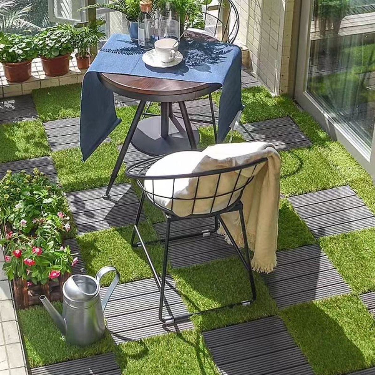 Artificial Lawn Interlocking Grass Tiles For Patio (Set of 36) - Green