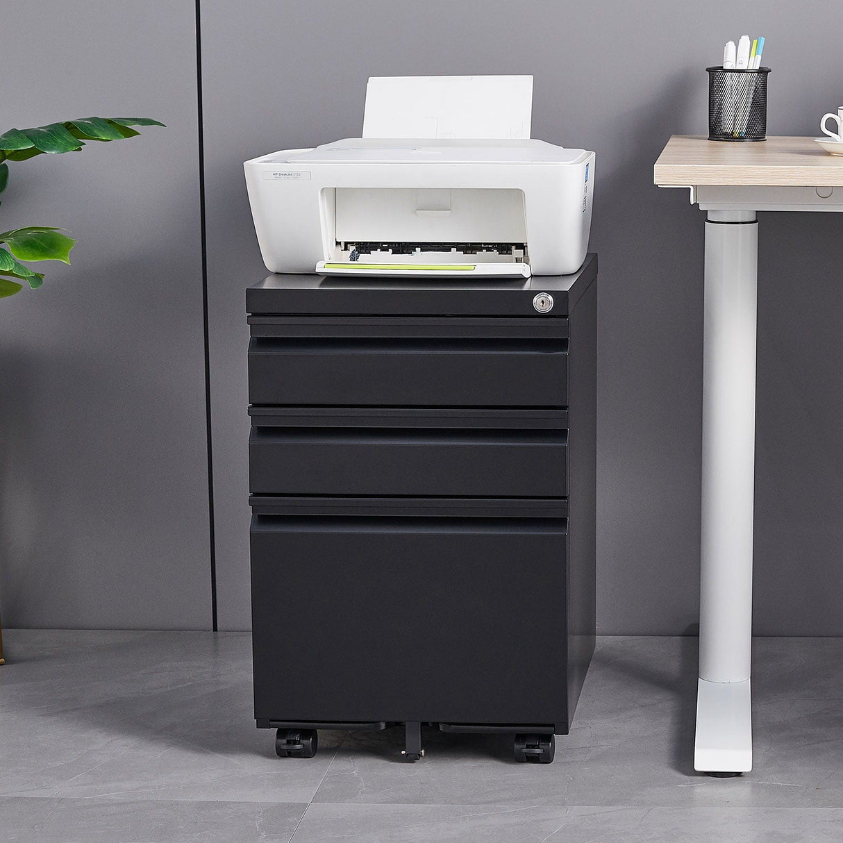 Contemporary 3 Drawer Mobile Filing Cabinet With Lock, Metal Office Storage For Legal / Letter Size