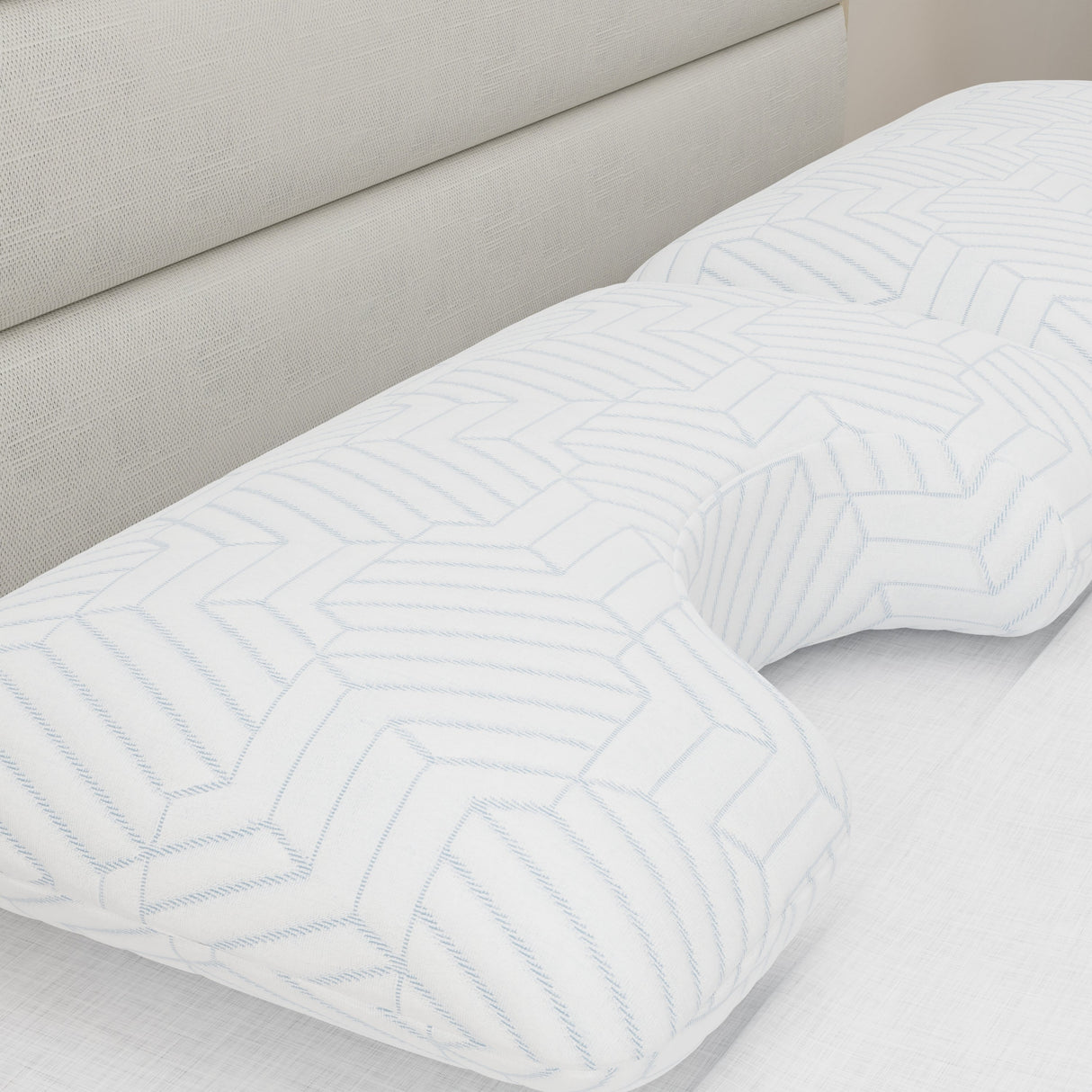 Fria Cloud Curve Pillow