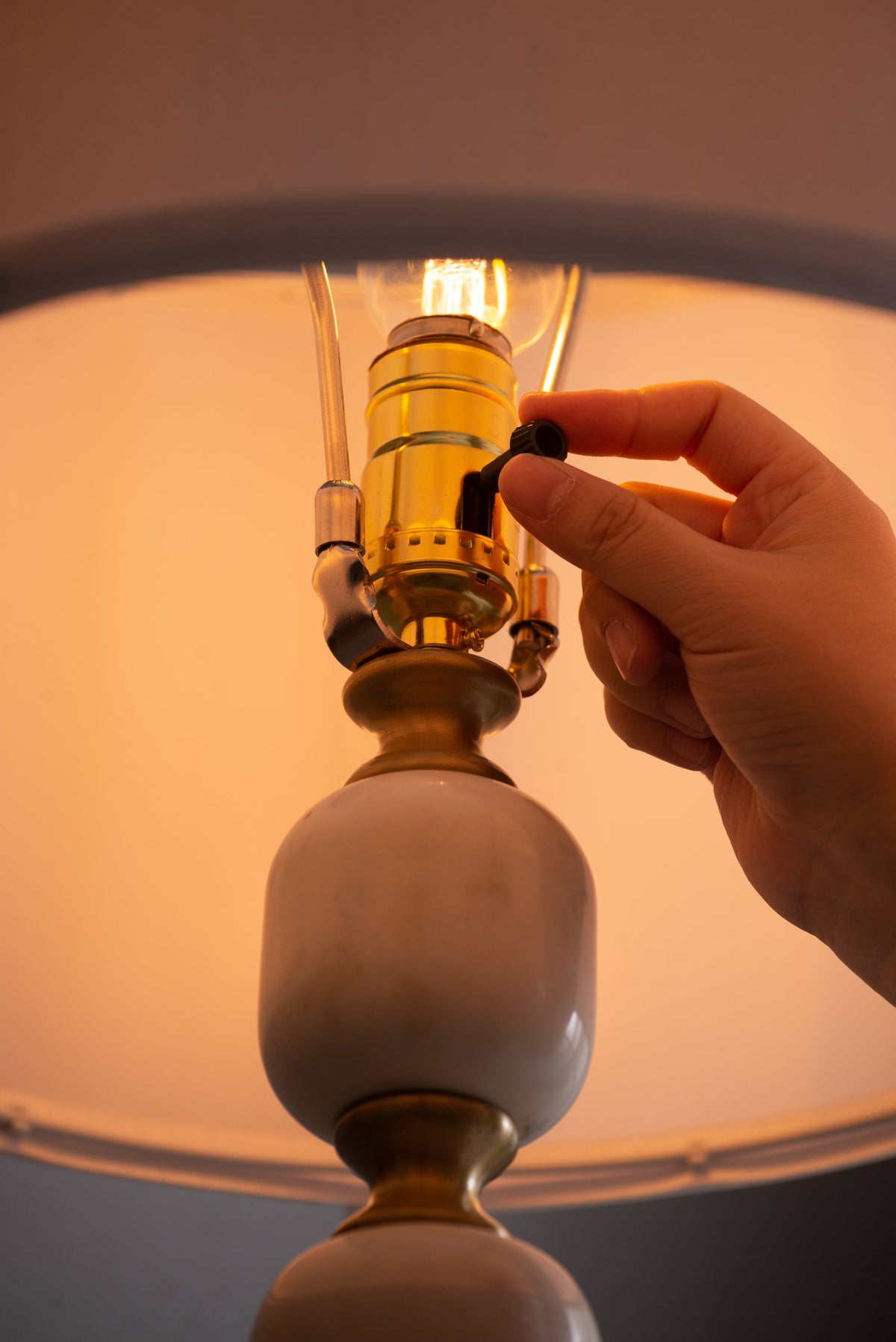 D15x26.5 Table Lamp