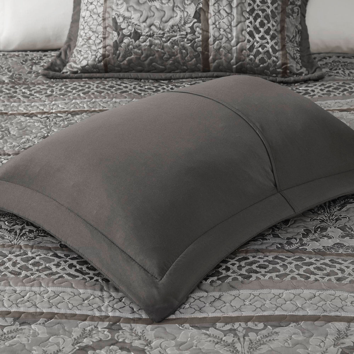 5-Piece Queen 5 Piece Reversible Jacquard Bedspread Set