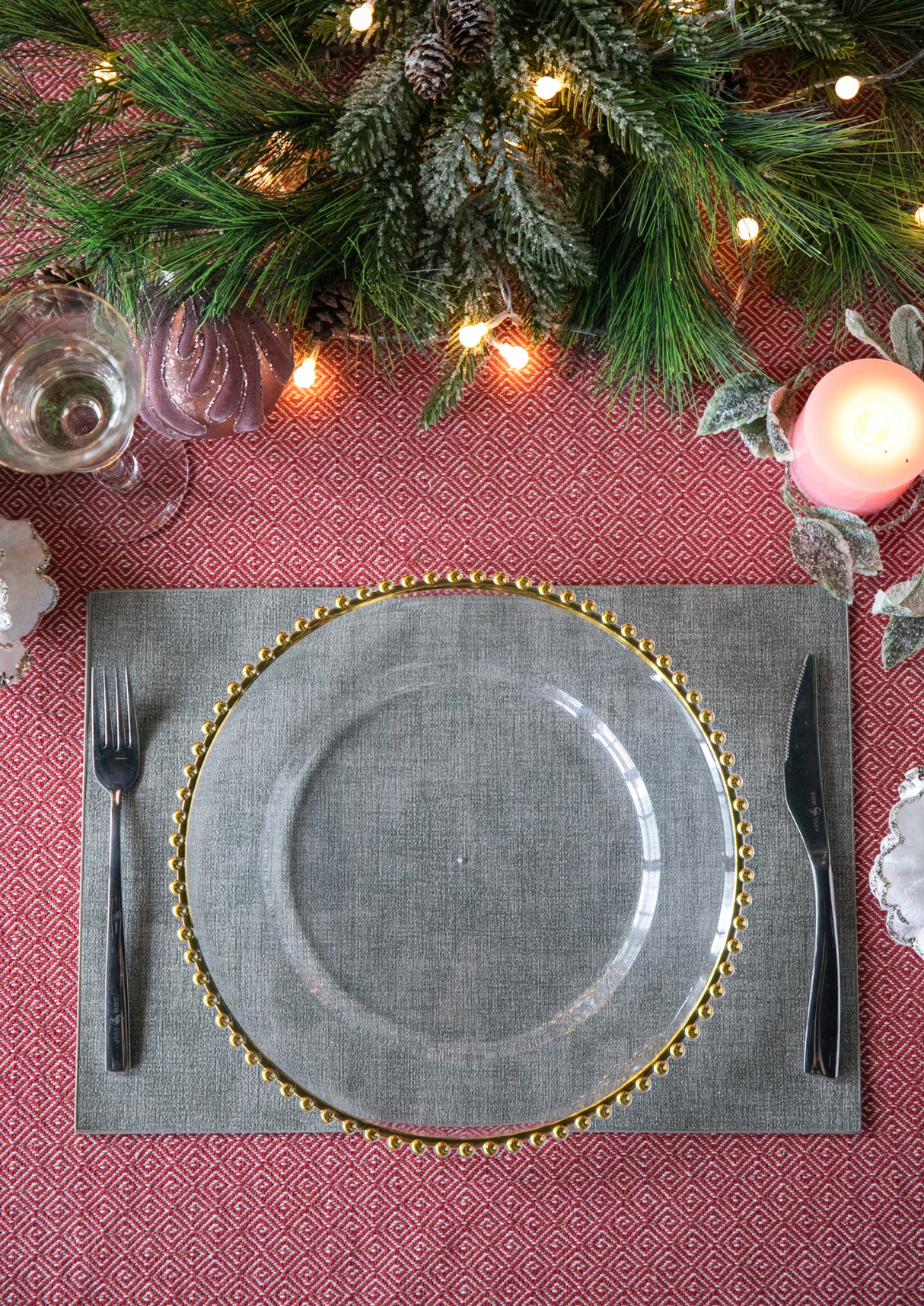 8-Pack-Plastic-Charger-Plate,-13'-Serveware-Accessories