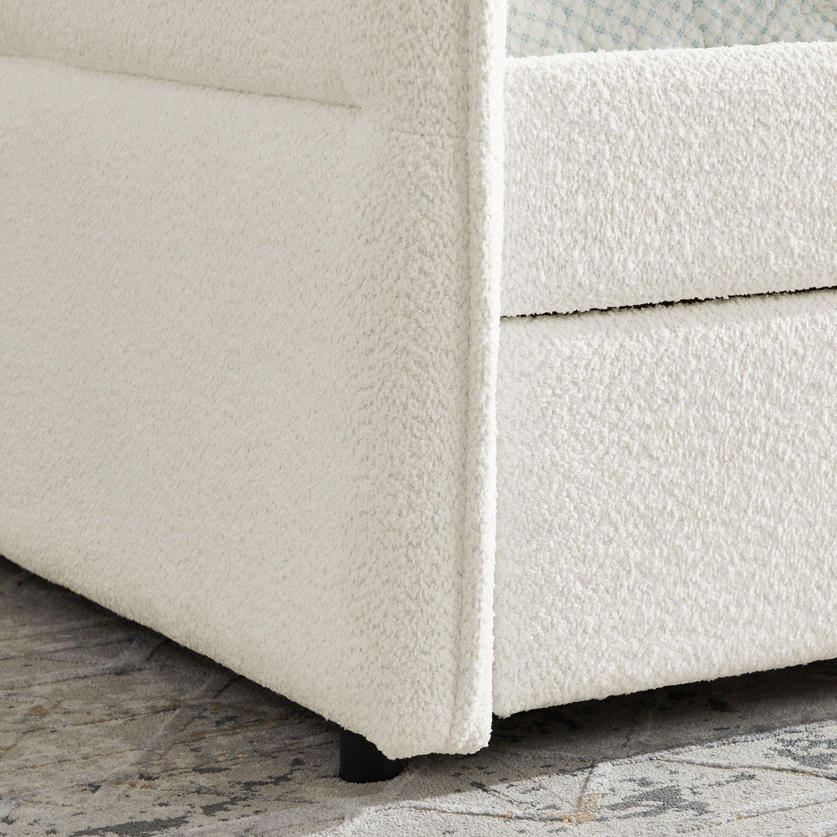 Upholstered Daybed With Pop Up Trundle