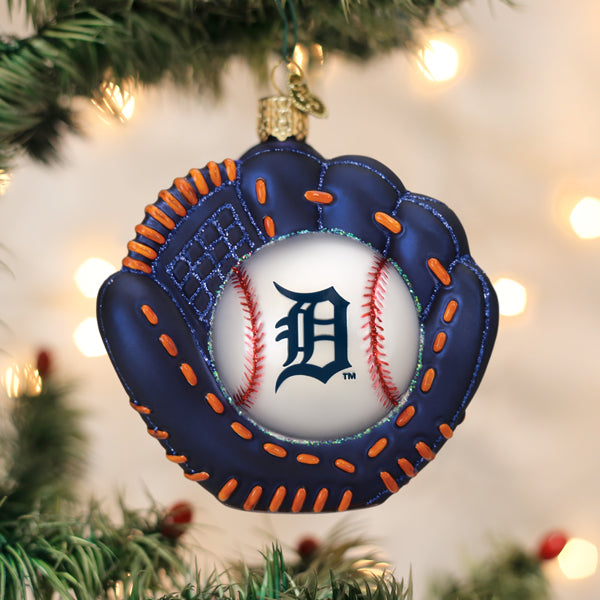 Tigers-Baseball-Mitt-Ornament-Christmas-Ornaments