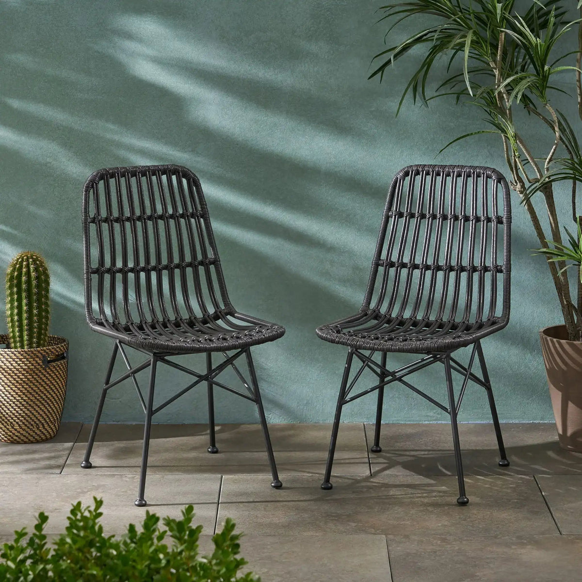 Sawtelle Outdoor Wicker Armless Chair