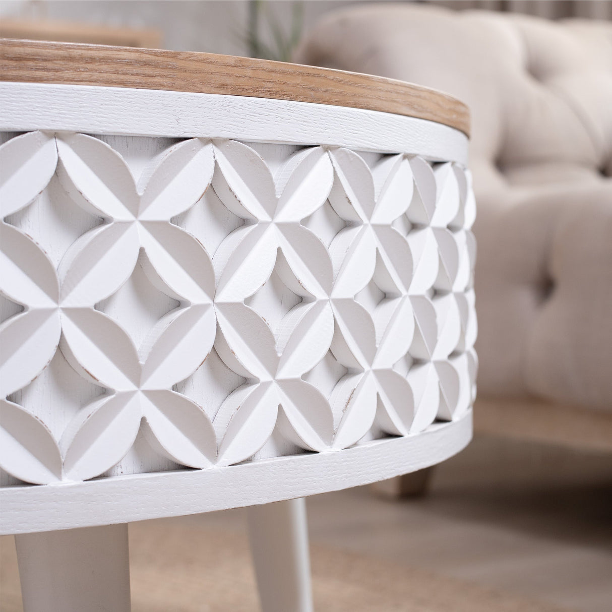 Round Coffee Table with Lift-Top Storage