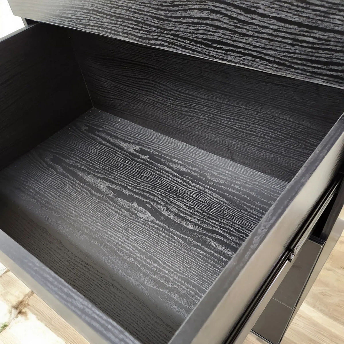 Oliver - Farmhouse Jumbo Chest With 4 Drawer Storage
