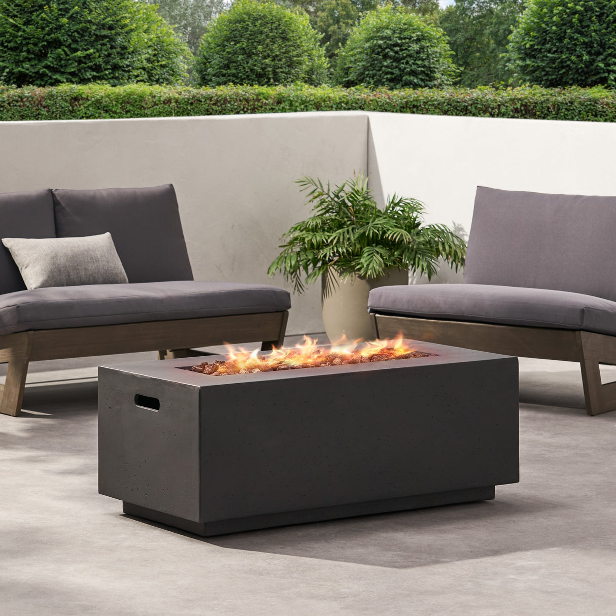 Contemporary Outdoor 40,000 BTU Propane Fire Pit in Light Grey MgO Concrete