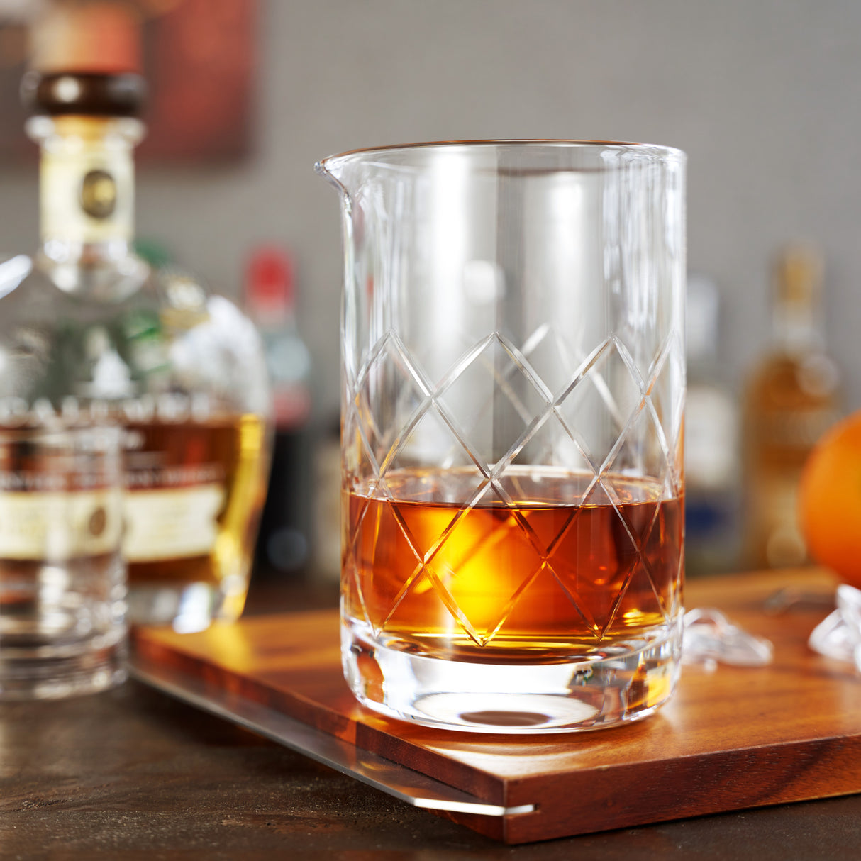 Large Cut-Crystal Mixing Glass Viski®