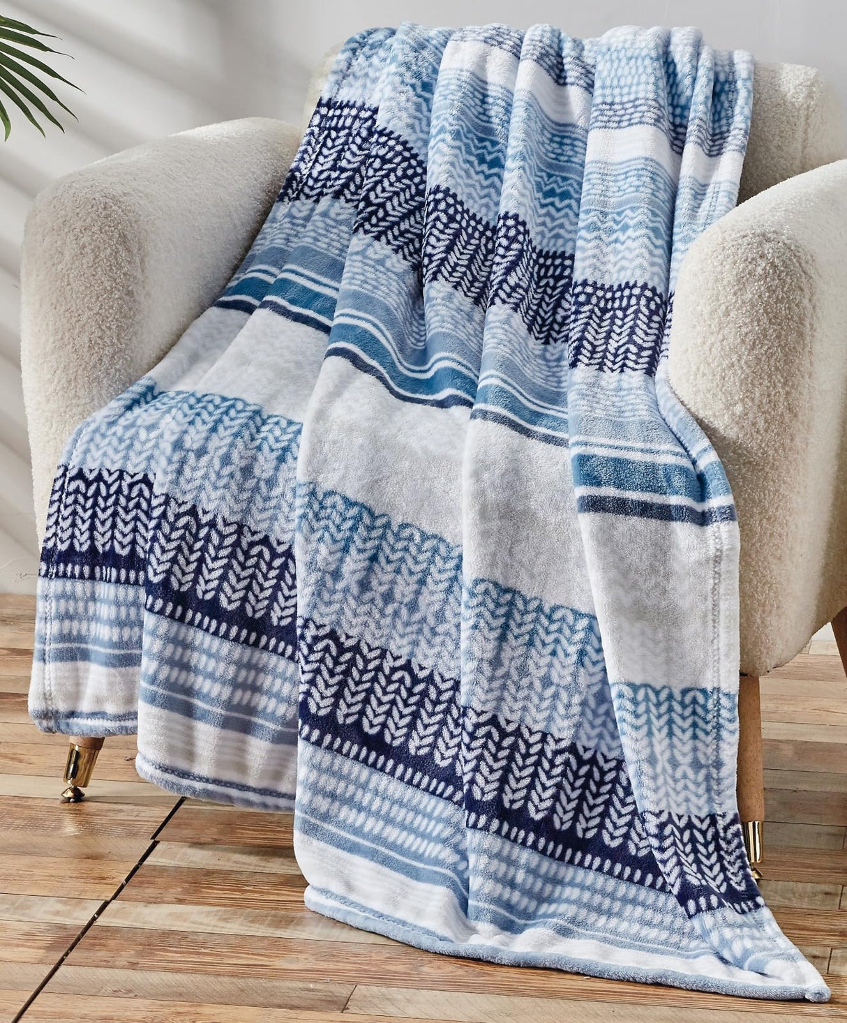 FAITH, HOPE, LOVE HOME DÉCOR Amor Eterno Heart Throw Blanket – Ultra Plush 50" x 60" Sherpa Fleece, Alaska Taupe, Soft Cozy Decorative Heart Throw for Bed & Sofa