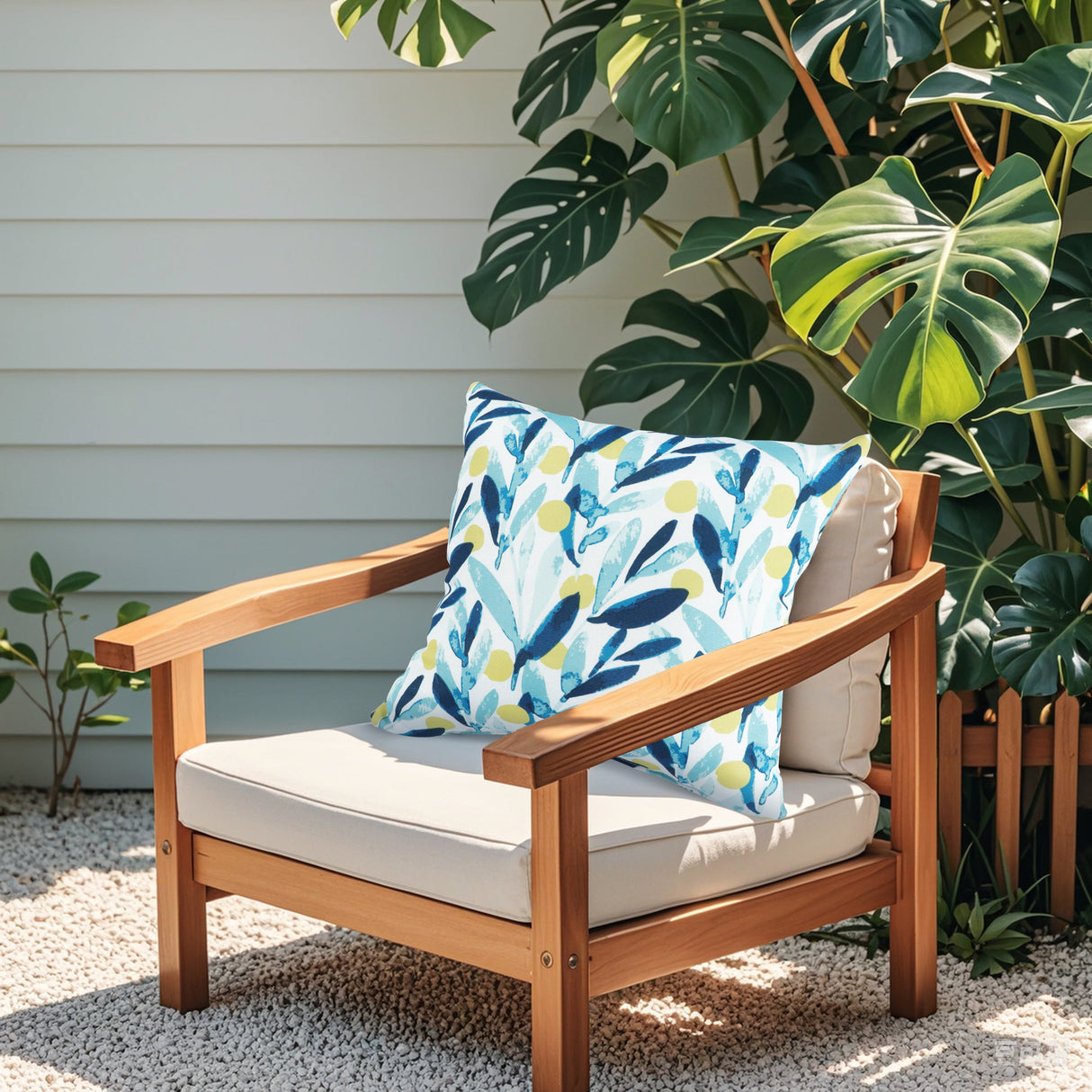4 Pack Outdoor/Indoor Throw Pillows with Coastal Leaves Design